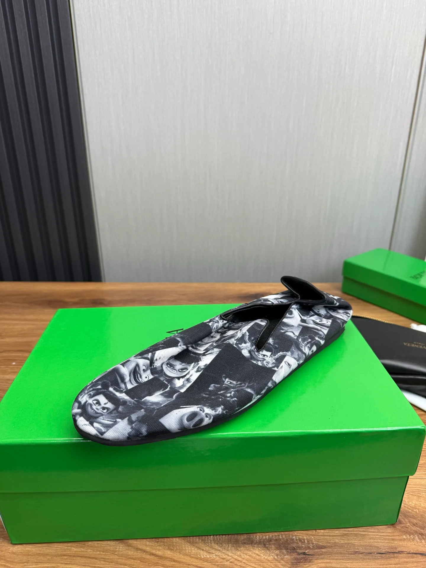 Men's shoes 💰460💰 BV - popular wallet shoes 👟 Casual, fashionable and comfortable 🔗 Good partner for travel ✅ Imported Nezha series printed fabric + imported cowhide. Original rubber outsole, available all year round 👏 Size: 38-45 (38.45 custom-made, non-refundable)